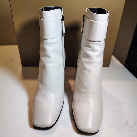 Made in Italy - Bruno Premi Ghiaccio (Ice) Creamy White Ankle Boots - Picture 3 of 8